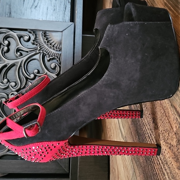 Suede Black and Red Platform Heels - Picture 1 of 7